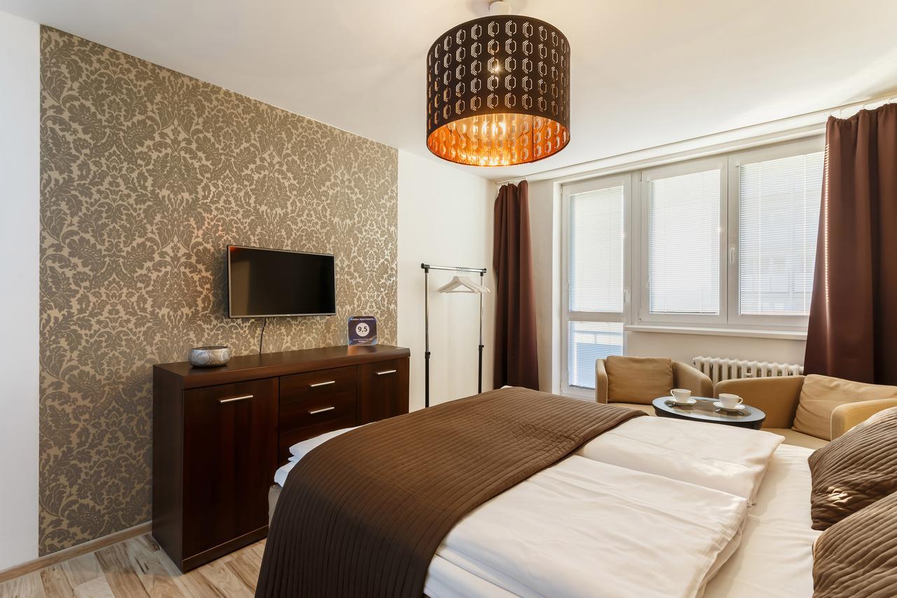 Golden Apartments Οστράβα Εξωτερικό φωτογραφία